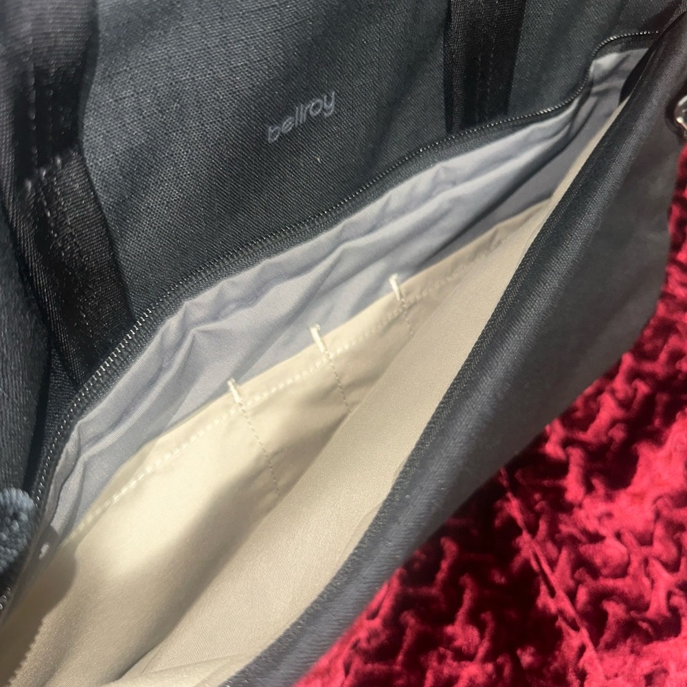 Bellroy Messenger Bag - Picture 11 of 13